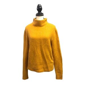 🔸Point Sur Turtleneck Sweater🔸